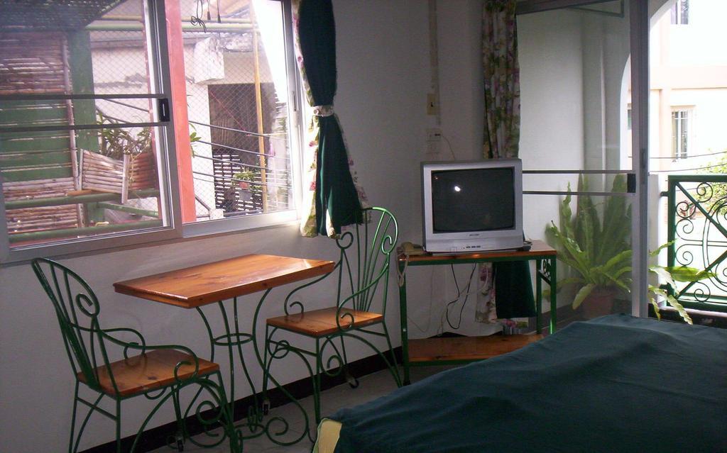 Baankhunmae Apartment Banguecoque Quarto foto